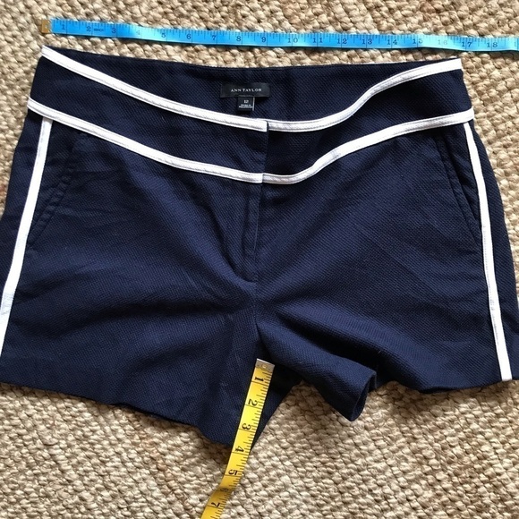 Ann Taylor navy blue shorts with white trim/ piping. - Picture 7 of 7
